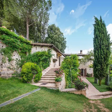 בית נופש Casa Dei Lecci *