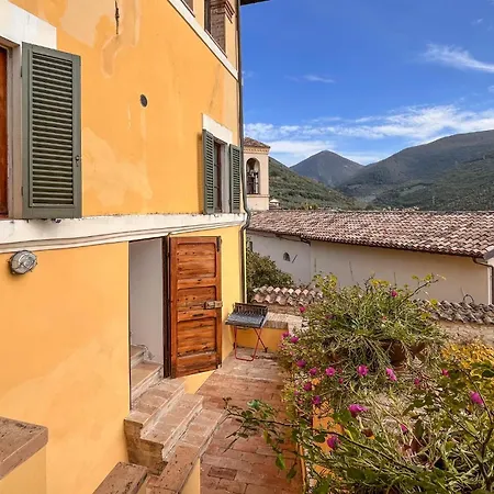 Casa Dei Lecci 펜션