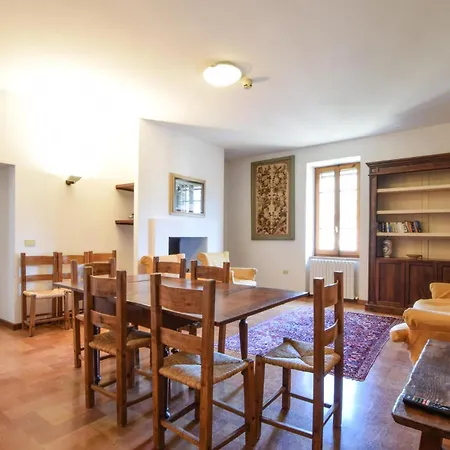 펜션 Casa Dei Lecci 폴리뇨