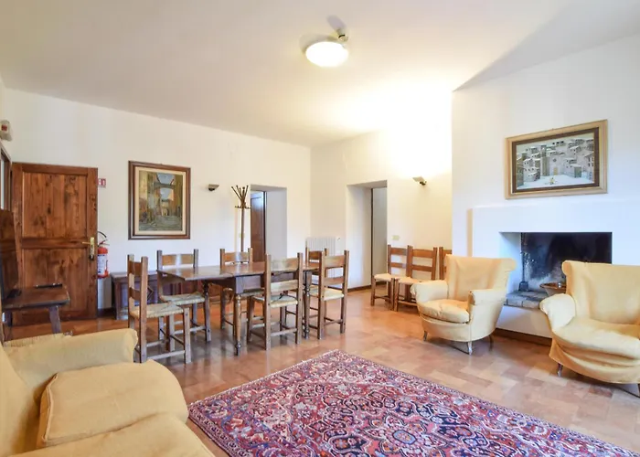 Casa Dei Lecci Feriehus *